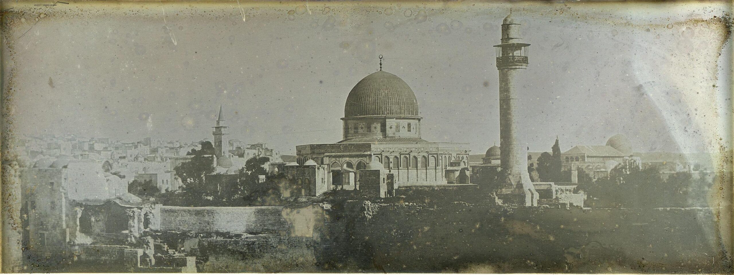 Earliest-known photograph of the Dome of the Rock, Joseph-Philibert Girault de Prangey - Courtesy Gallica Digital Library